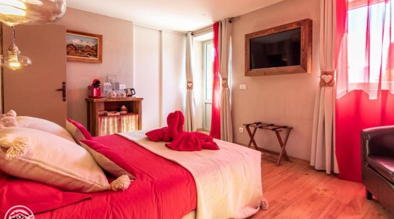 Le Paon Bleu Annecy Poisy Bed and Breakfast Eksteriør billede