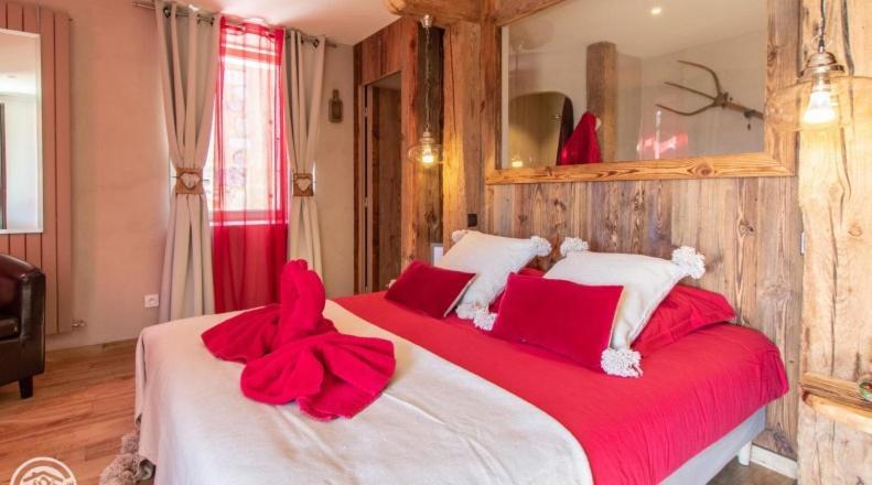 Le Paon Bleu Annecy Poisy Bed and Breakfast Eksteriør billede
